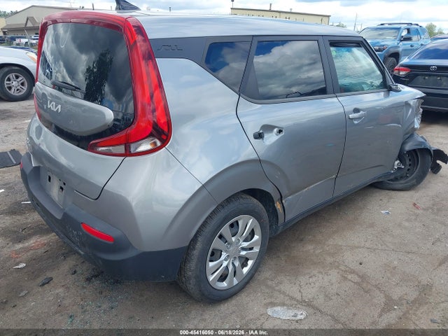 2022 Kia Soul Lx მანქანა იყიდება აუქციონზე, vin: KNDJ23AU0N7808574, აუქციონის ნომერი: 45416050