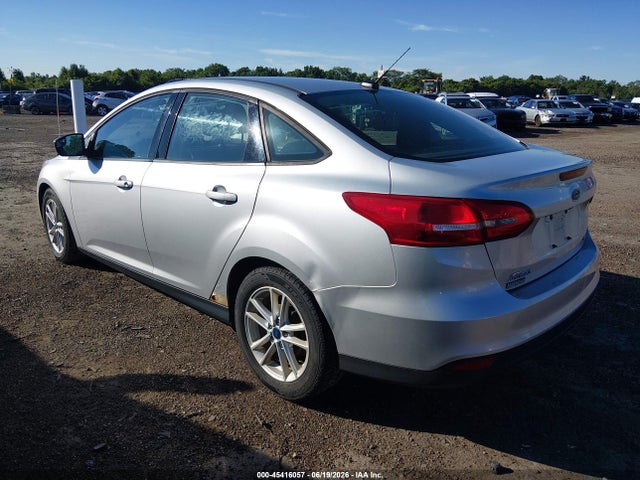 45416057 :رقم المزاد ، 1FADP3F21JL210250 vin ، 2018 Ford Focus Se مزاد بيع