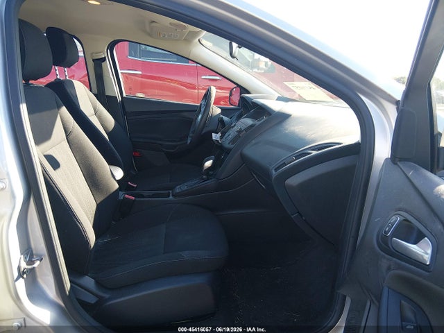 Auction sale of the 2018 Ford Focus Se, vin: 1FADP3F21JL210250, lot number: 45416057