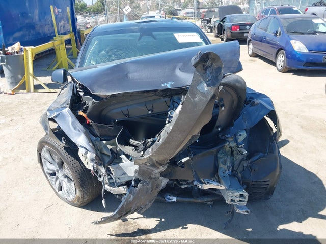 45416098 :رقم المزاد ، 7SAYGDED7RF180287 vin ، 2024 Tesla Model Y Long Range Single Motor Rear-wheel Drive/rwd مزاد بيع