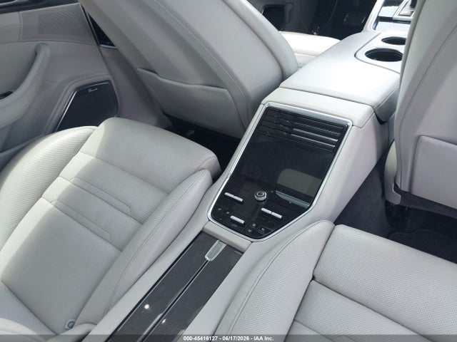 Porsche Panamera Turbo 2017 WP0AF2A78HL153455 Image 17