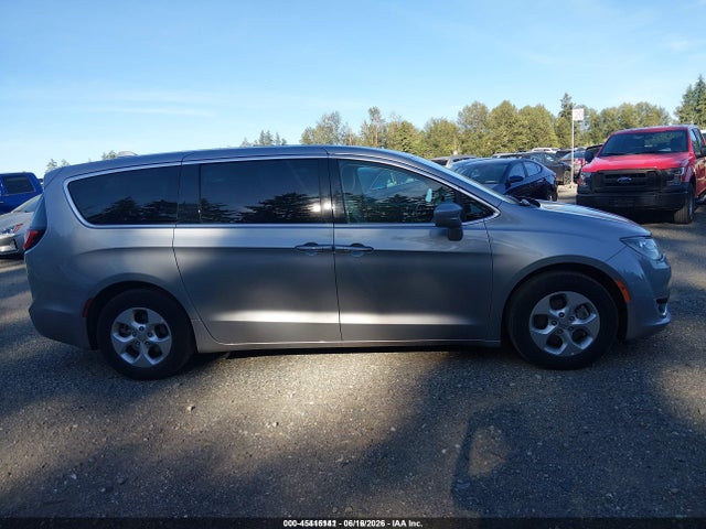 Chrysler Pacifica Hybrid Touring Plus 2018 2C4RC1H79JR311665 Image 13
