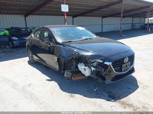3MZBN1W3XJM202728 Mazda Mazda3 Grand Touring