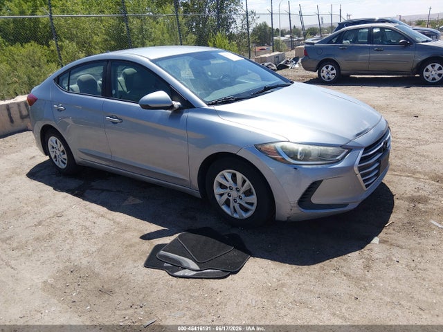 Hyundai ELANTRA SE 2017 5NPD74LF2HH164191 Image 1