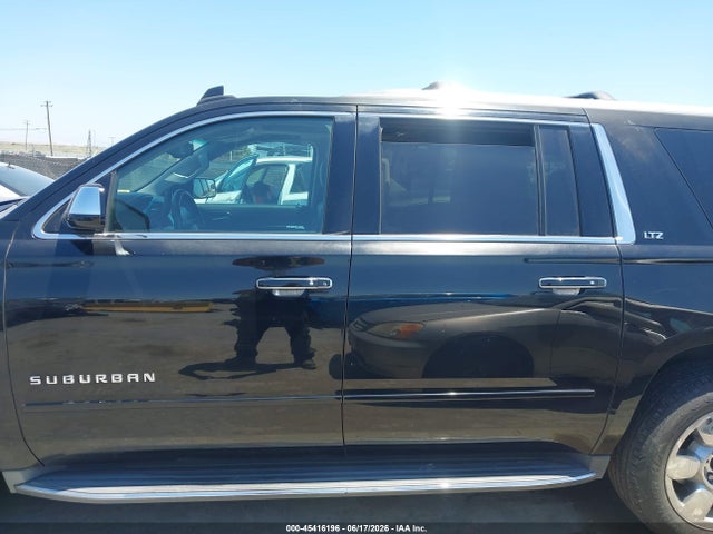 45416196 :رقم المزاد ، 1GNSKJKC9GR242489 vin ، 2016 Chevrolet Suburban Ltz مزاد بيع