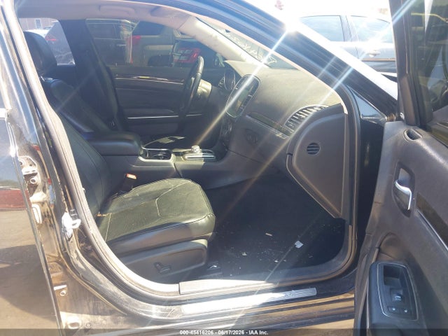 45416206 :رقم المزاد ، 2C3CCAEGXFH779920 vin ، 2015 Chrysler 300c مزاد بيع