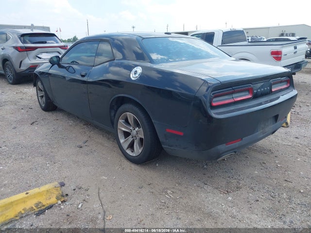 45416214 :رقم المزاد ، 2C3CDZAG5GH316005 vin ، 2016 Dodge Challenger Sxt مزاد بيع