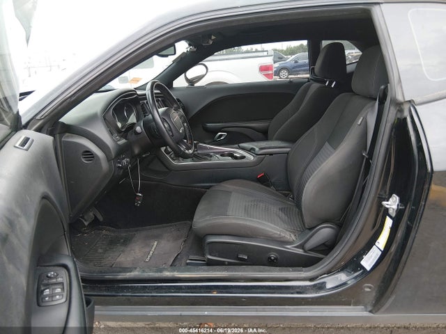 45416214 :رقم المزاد ، 2C3CDZAG5GH316005 vin ، 2016 Dodge Challenger Sxt مزاد بيع
