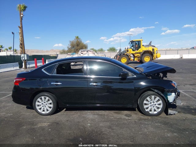 Продажа на аукционе авто 2017 Nissan Sentra S, vin: 3N1AB7AP7HY394832, номер лота: 45416216