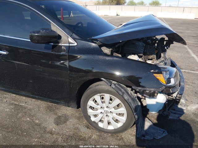 Продажа на аукционе авто 2017 Nissan Sentra S, vin: 3N1AB7AP7HY394832, номер лота: 45416216