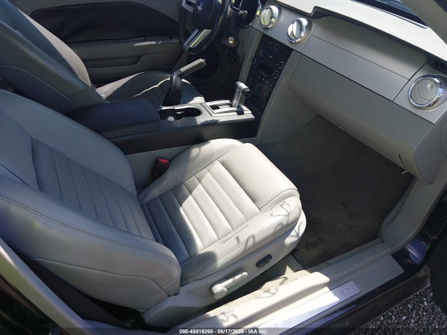 45416268 :رقم المزاد ، 1ZVHT82H175226540 vin ، 2007 Ford Mustang Gt Deluxe/gt Premium مزاد بيع