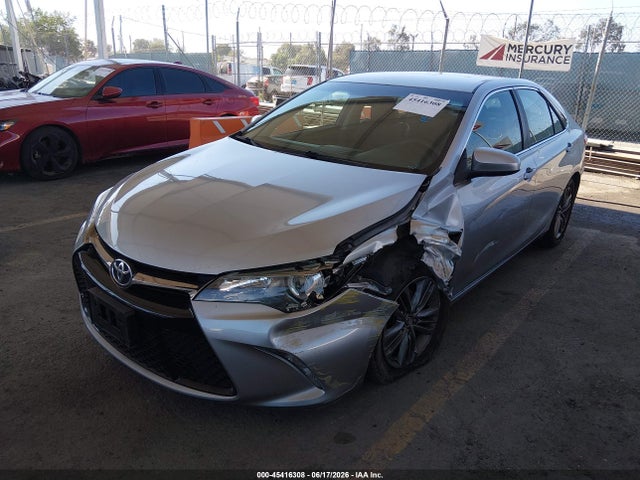 Toyota CAMRY SE 2015 4T1BF1FK2FU942103 Image 2