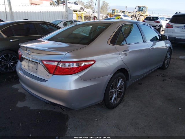 Toyota CAMRY SE 2015 4T1BF1FK2FU942103 Image 4