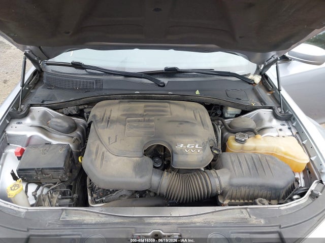 2013 Chrysler 300 Motown მანქანა იყიდება აუქციონზე, vin: 2C3CCAAG0DH599218, აუქციონის ნომერი: 45416309
