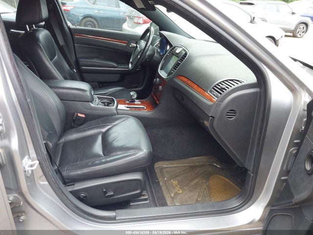 2013 Chrysler 300 Motown მანქანა იყიდება აუქციონზე, vin: 2C3CCAAG0DH599218, აუქციონის ნომერი: 45416309