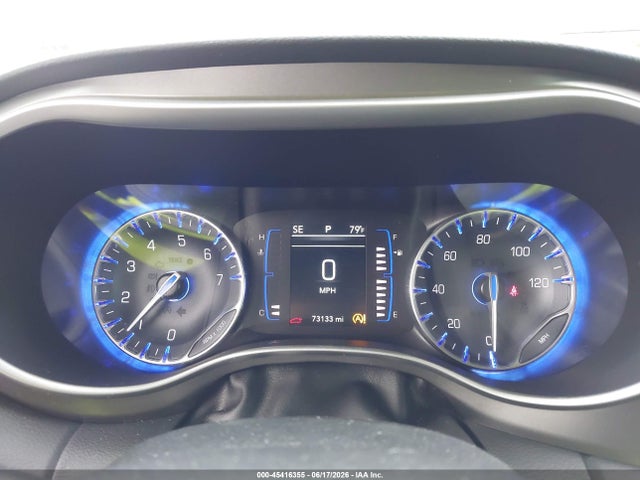 45416355 :رقم المزاد ، 2C4RC1BG2LR223911 vin ، 2020 Chrysler Pacifica Touring L مزاد بيع