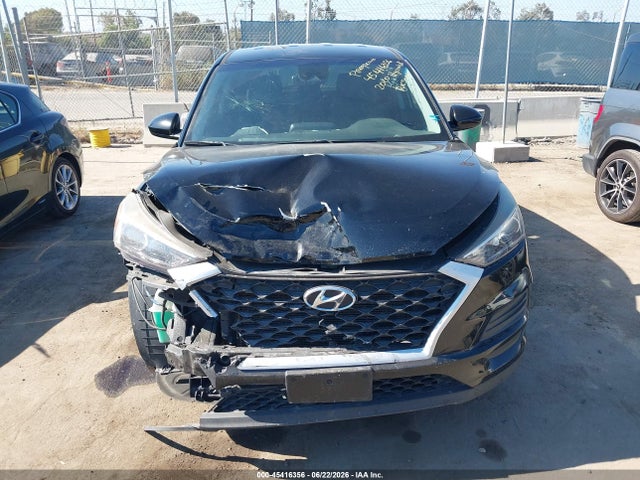 KM8J23A40LU106023 Hyundai TUCSON SE