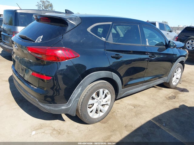 KM8J23A40LU106023 Hyundai TUCSON SE