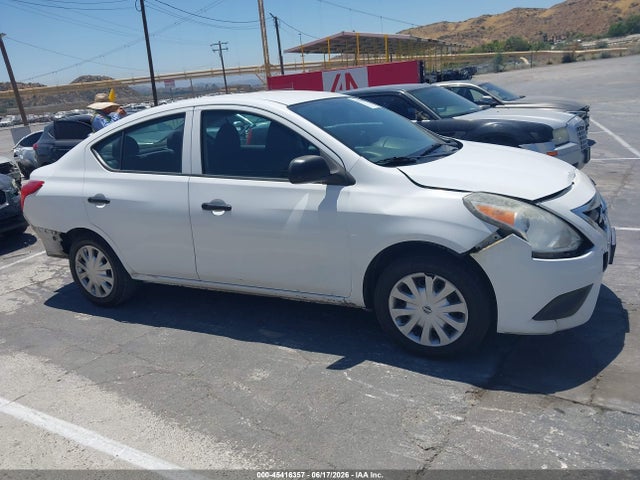 Nissan Versa 1.6 S 2015 3N1CN7AP1FL838815 Image 14