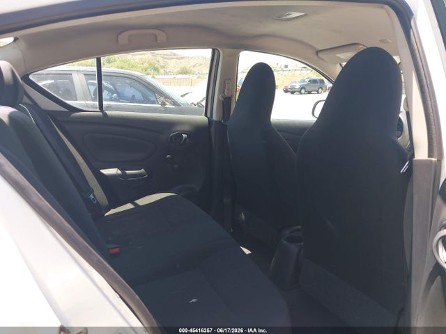 Nissan Versa 1.6 S 2015 3N1CN7AP1FL838815 Image 8