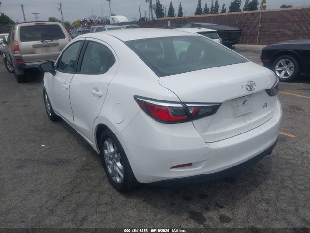 Aukcja sprzedaży 2017 Toyota Yaris Ia, vin: 3MYDLBYV8HY173692, numer aukcji: 45416358