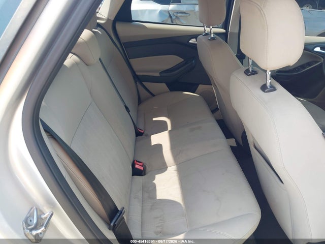 45416391 :رقم المزاد ، 1FADP3F20GL246746 vin ، 2016 Ford Focus Se مزاد بيع
