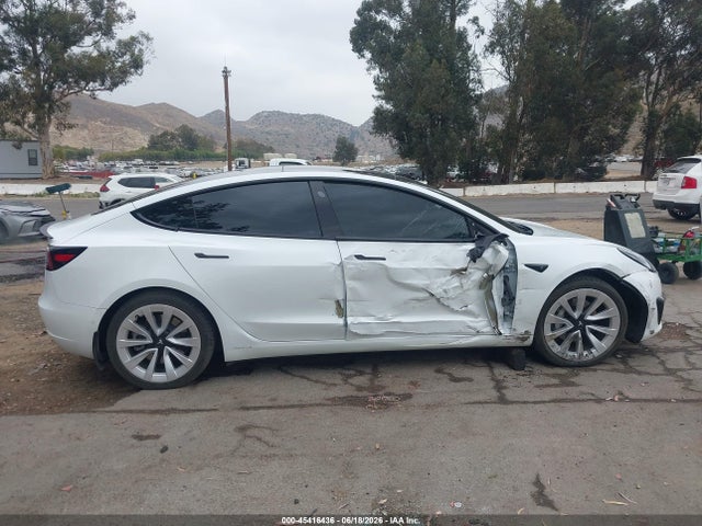 45416436 :رقم المزاد ، 5YJ3E1EA7MF099042 vin ، 2021 Tesla Model 3 Standard Range Plus Rear-wheel Drive مزاد بيع