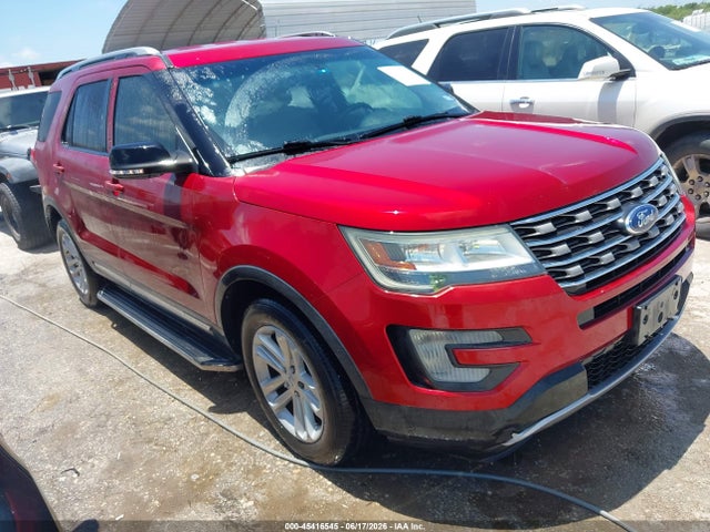 Ford EXPLORER XLT 2017 1FM5K7DH5HGA86705 Image 1