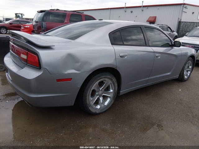 2C3CDXHG2EH204835 Dodge Charger Sxt
