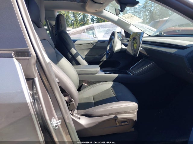 Продаж на аукціоні авто 2026 Tesla Model Y All-wheel Drive/long Range Launch Series/premium All-wheel Drive, vin: 7SAYGDEE0TF363711, номер лоту: 45416631