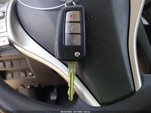 KNMAT2MV7FP514697 Nissan ROGUE S