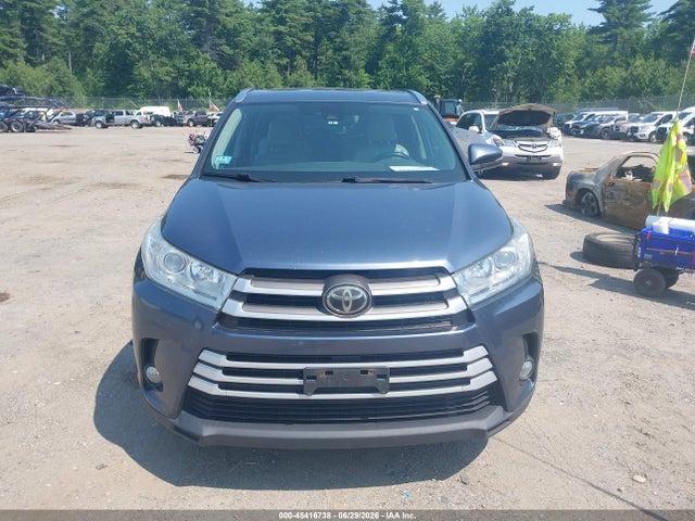 5TDJZRFH1JS817942 Toyota Highlander Xle