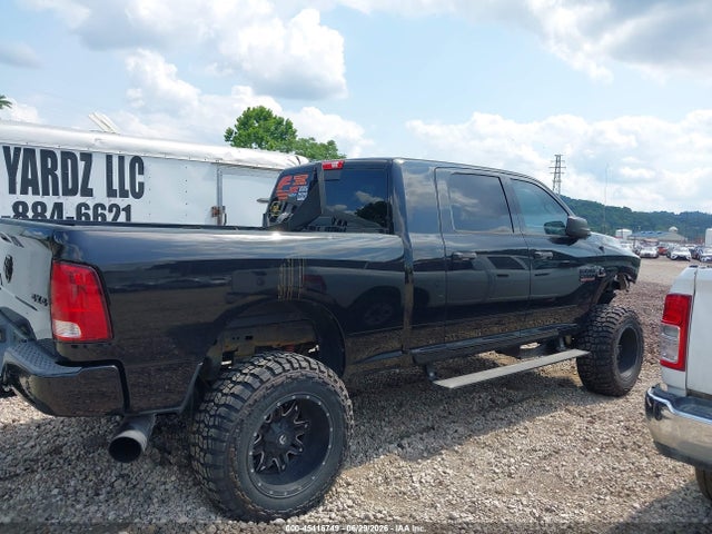 45416749 :رقم المزاد ، 3C6UR5ML6HG515785 vin ، 2017 Ram 2500 Big Horn  4x4 6'4 Box مزاد بيع