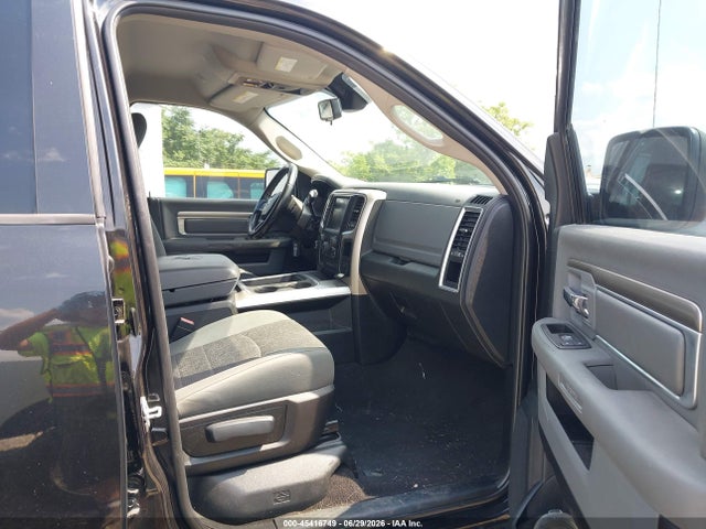 45416749 :رقم المزاد ، 3C6UR5ML6HG515785 vin ، 2017 Ram 2500 Big Horn  4x4 6'4 Box مزاد بيع