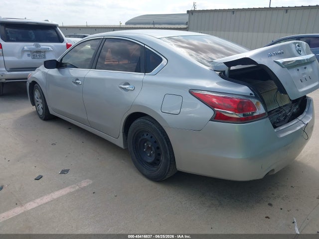Nissan Altima 2.5 S 2014 1N4AL3AP8EC140835 Image 3