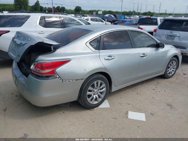 Nissan Altima 2.5 S 2014 1N4AL3AP8EC140835 Image 4