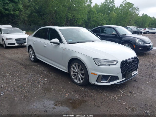 Продаж на аукціоні авто 2019 Audi A4 45 Premium, vin: WAUENAF41KN002804, номер лоту: 45416895