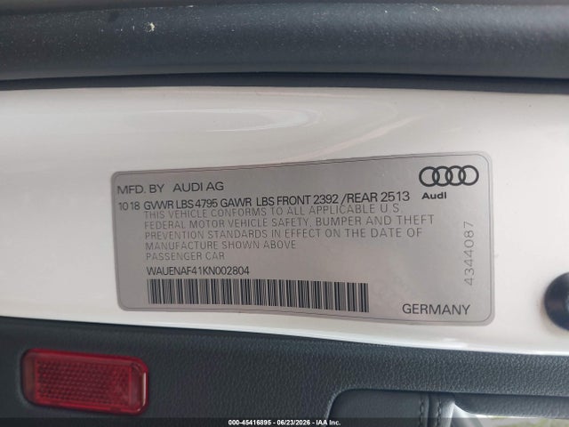 Продаж на аукціоні авто 2019 Audi A4 45 Premium, vin: WAUENAF41KN002804, номер лоту: 45416895