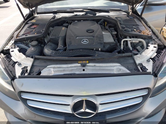 Aukcja sprzedaży 2015 Mercedes-benz C 300 4matic, vin: 55SWF4KB3FU071703, numer aukcji: 45416909