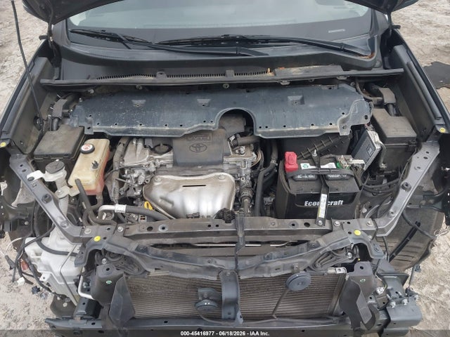 JTMWFREV9JJ748145 Toyota Rav4 Xle