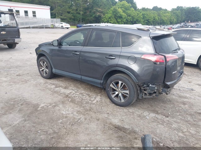 JTMWFREV9JJ748145 Toyota Rav4 Xle