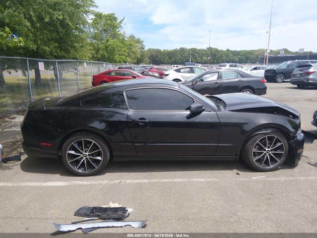 45417014 :رقم المزاد ، 1ZVBP8AMXE5303699 vin ، 2014 Ford Mustang V6 مزاد بيع