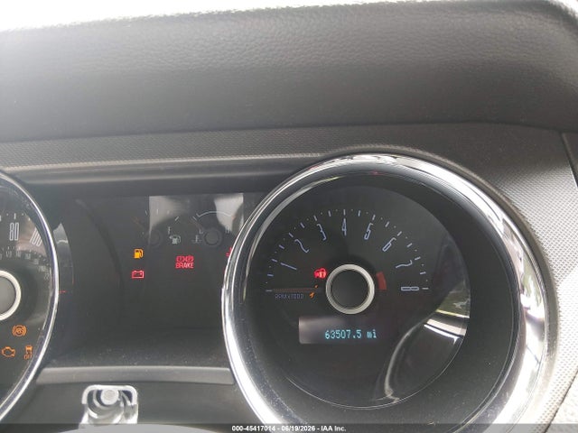 45417014 :رقم المزاد ، 1ZVBP8AMXE5303699 vin ، 2014 Ford Mustang V6 مزاد بيع