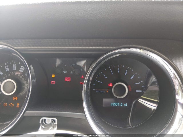 45417014 :رقم المزاد ، 1ZVBP8AMXE5303699 vin ، 2014 Ford Mustang V6 مزاد بيع