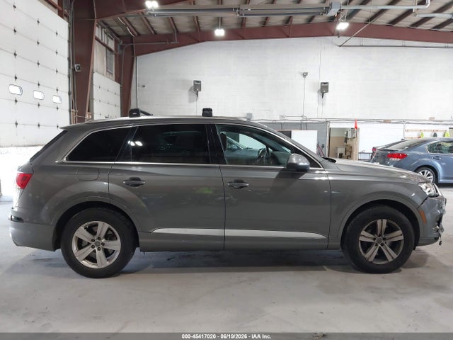 Продажа на аукционе авто 2017 Audi Q7 2.0t Premium, vin: WA1AHAF75HD058076, номер лота: 45417020