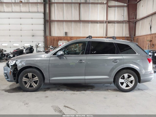 Продажа на аукционе авто 2017 Audi Q7 2.0t Premium, vin: WA1AHAF75HD058076, номер лота: 45417020