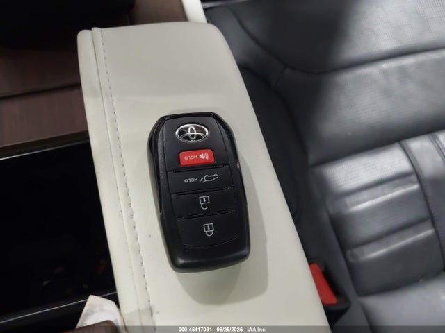Toyota Sequoia Capstone 2024 7SVAAABA1RX023794 Image 11