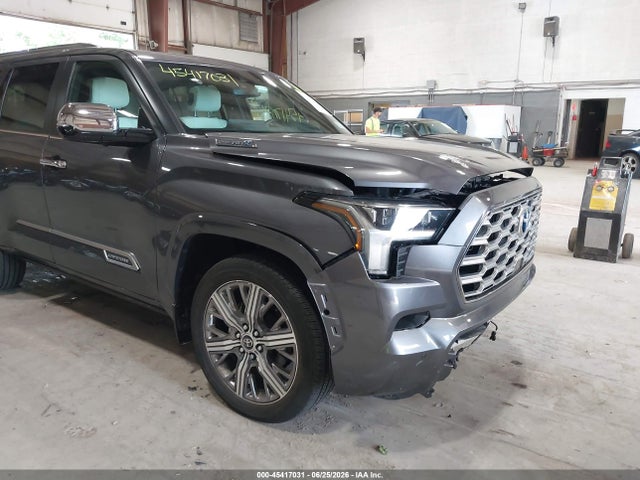 Toyota Sequoia Capstone 2024 7SVAAABA1RX023794 Image 18
