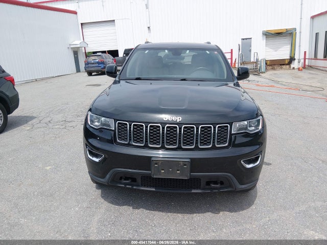 1C4RJFAG3KC754238 Jeep Grand Cherokee Laredo E 4x4