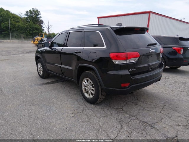 1C4RJFAG3KC754238 Jeep Grand Cherokee Laredo E 4x4